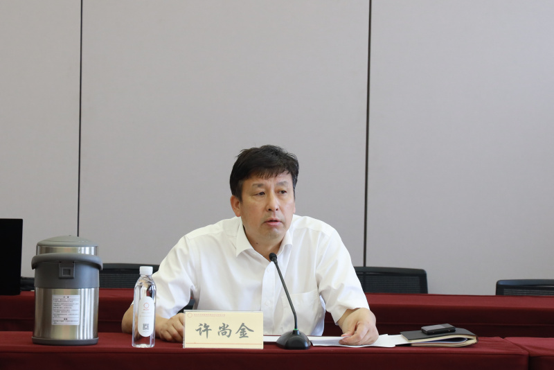 集團(tuán)紀(jì)委組織召開(kāi)浙江東方金融業(yè)務(wù)骨干“不想腐”機(jī)制調(diào)研座談會(huì) 許尚金.jpg